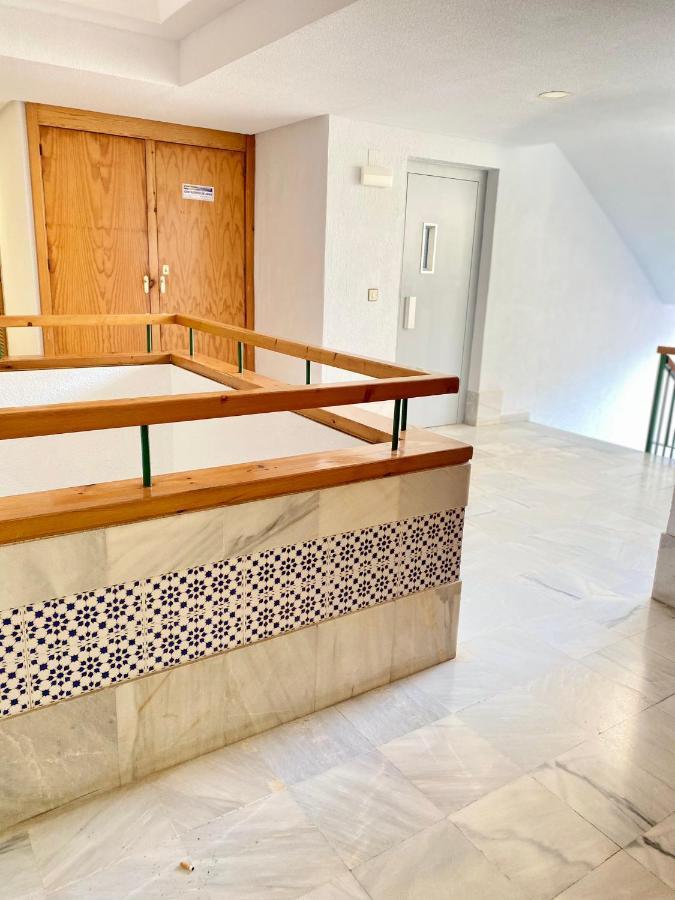 Studio Apartment Santana Habaneras - 18 At Beach With Garage, Pool And Lift Торевьиа Экстерьер фото